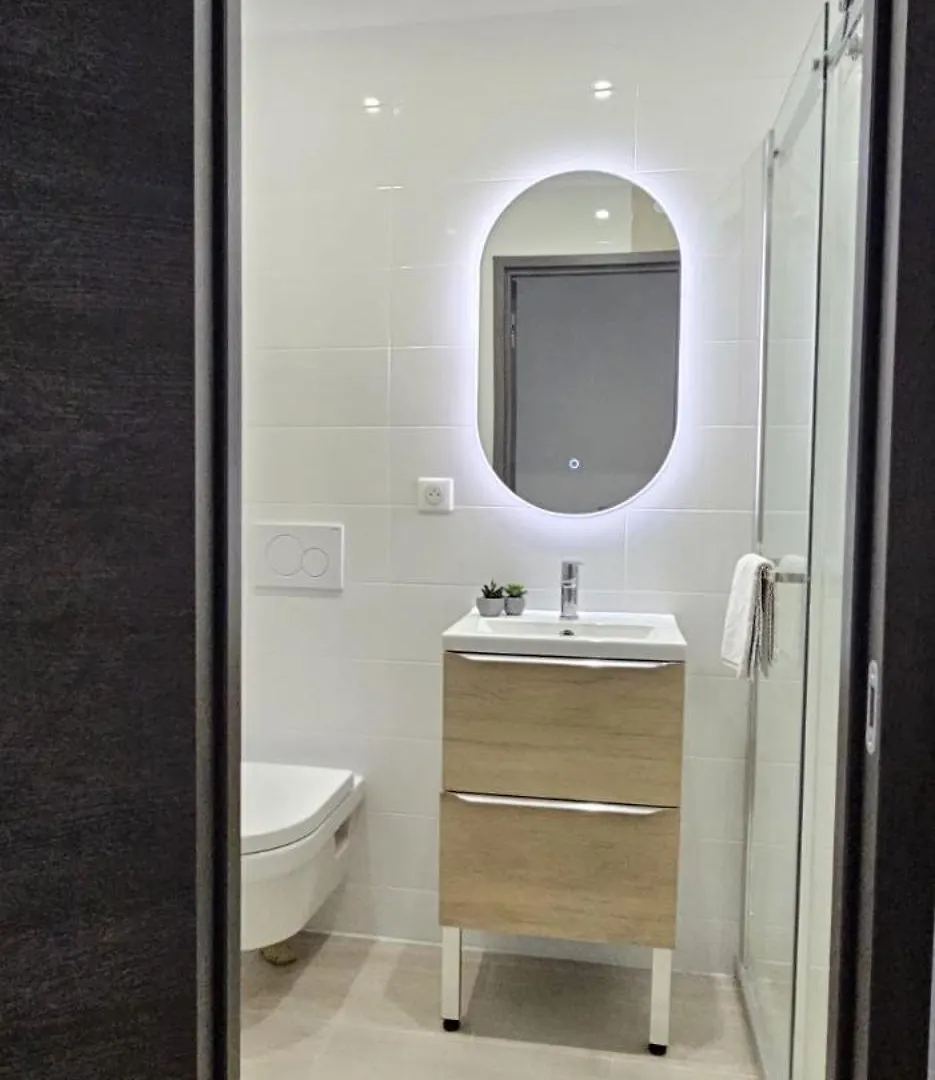 Apartment Cannes 4 Pieces 3 Chambres 3 Salles De Bains 6 Couchages Vue Mer, 100 M Des Plages France
