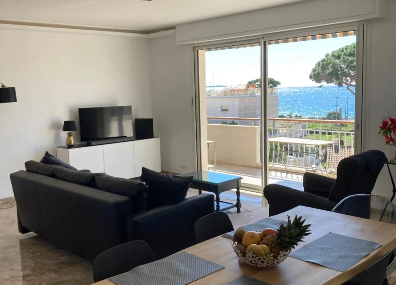 Apartment Cannes 4 Pieces 3 Chambres 3 Salles De Bains 6 Couchages Vue Mer, 100 M Des Plages